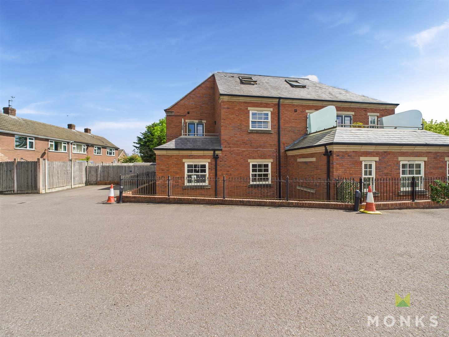 7 Stuart Court Copthorne Road, Shrewsbury, SY3 8NL SSTC 7 Stuart Court Copthorne Road, Shrewsbury, SY3 8NL SSTC